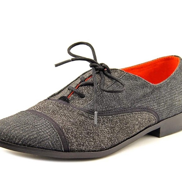 𝅺Womens toms Mocha Brogue black textile oxfords 8.5 - Picture 1 of 6